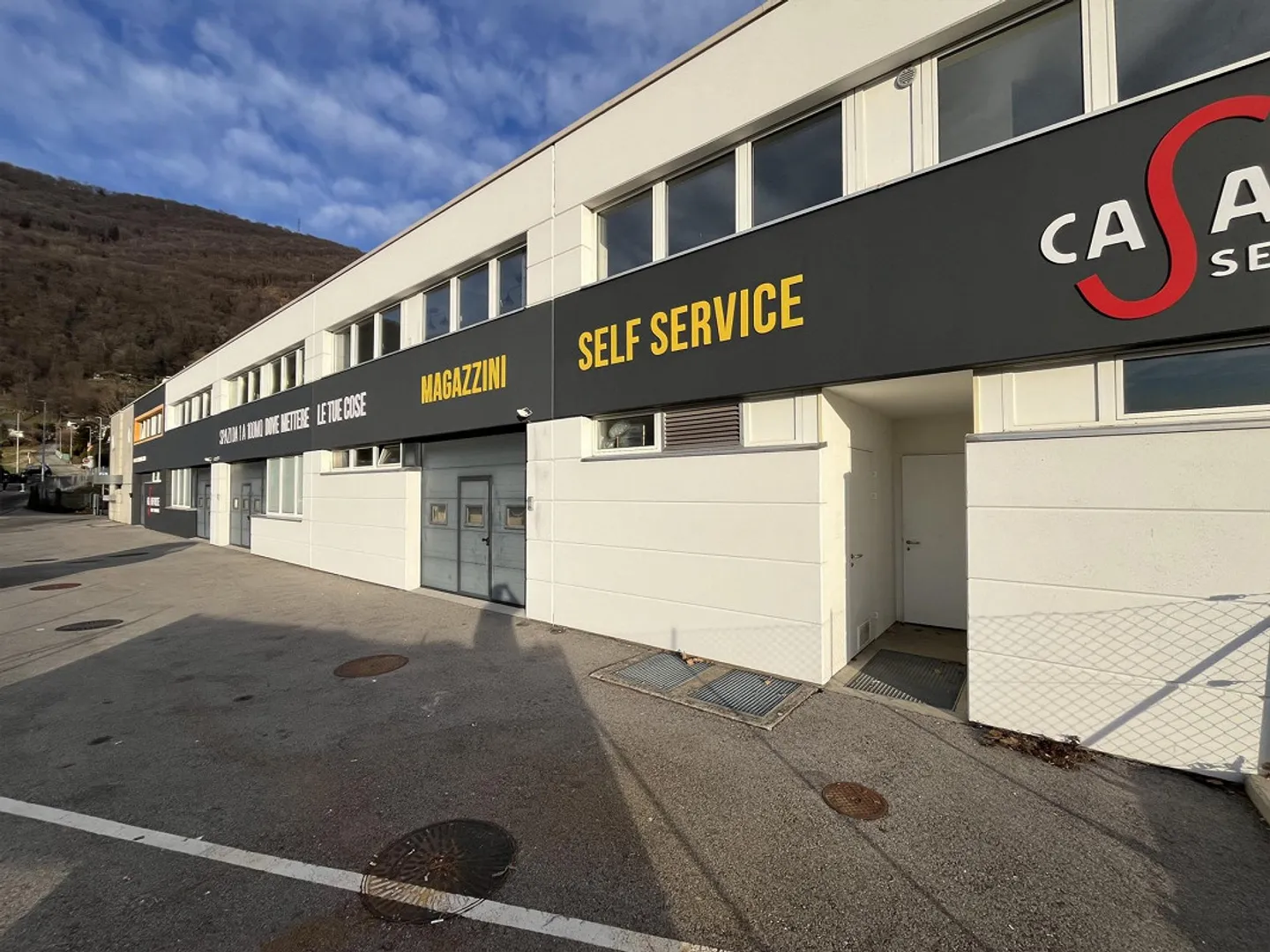 Office-Workshop Commercial Space for Rent in Bedano - Photo 13 of 13