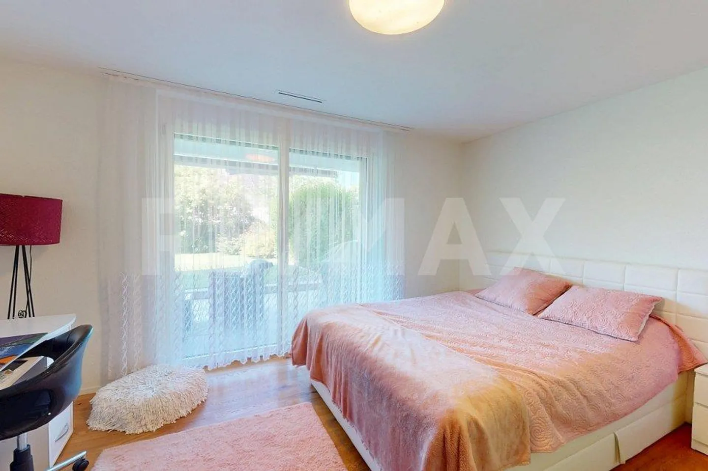 Elevated 4.5-Room Garden Apartment in Minergie Multi-Family House - Photo 4 of 13