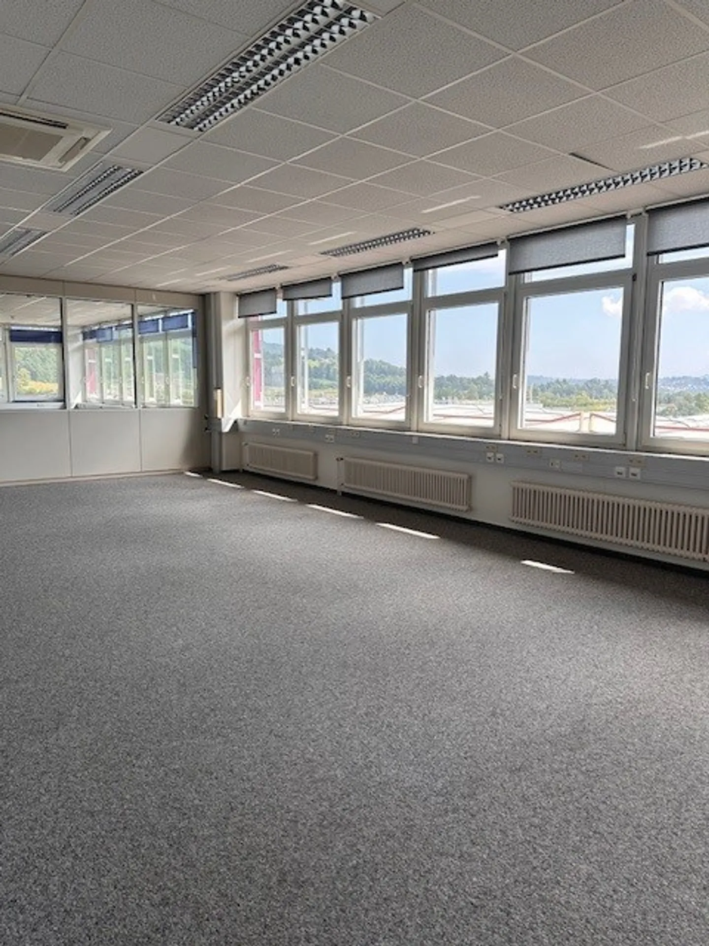 Spazio ufficio in affitto - Foto 1 di 3