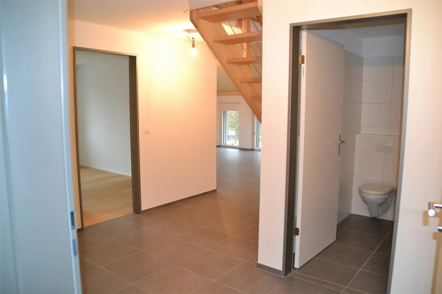 Ampio appartamento di 3,5 stanze con galleria - Foto 9 di 12