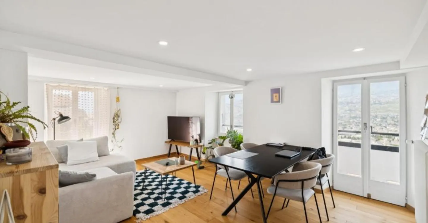 Immeuble locatif près de Sion - Photo 3 sur 11