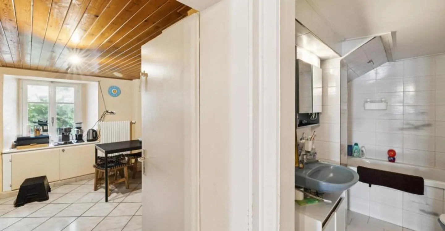 Immeuble locatif près de Sion - Photo 8 sur 11