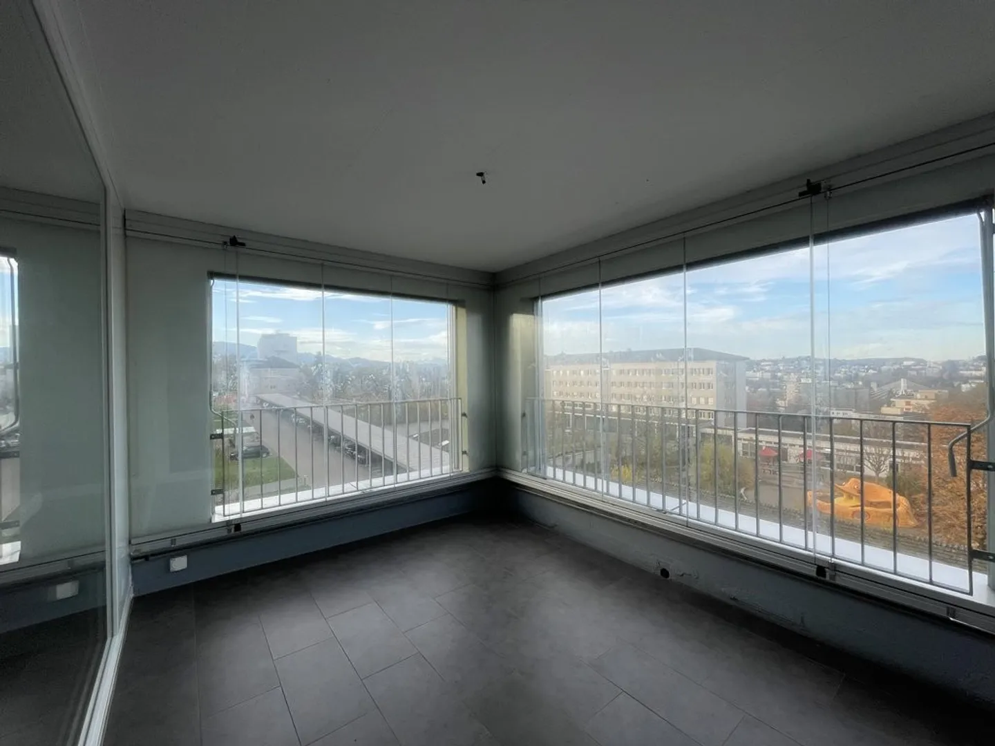 Freibourg - Appartement spacieux de 3,5 pièces au 4ème étage - Photo 5 sur 10