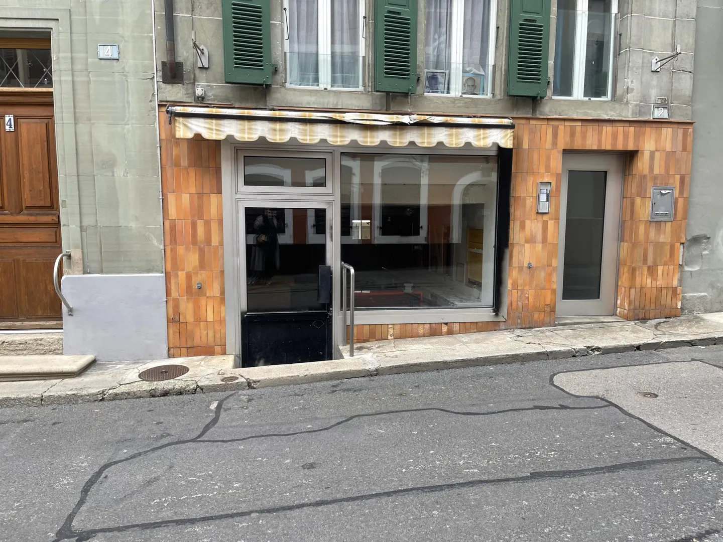 Neu in Moudon - Gewerbefläche zur Miete - Foto 1 von 8