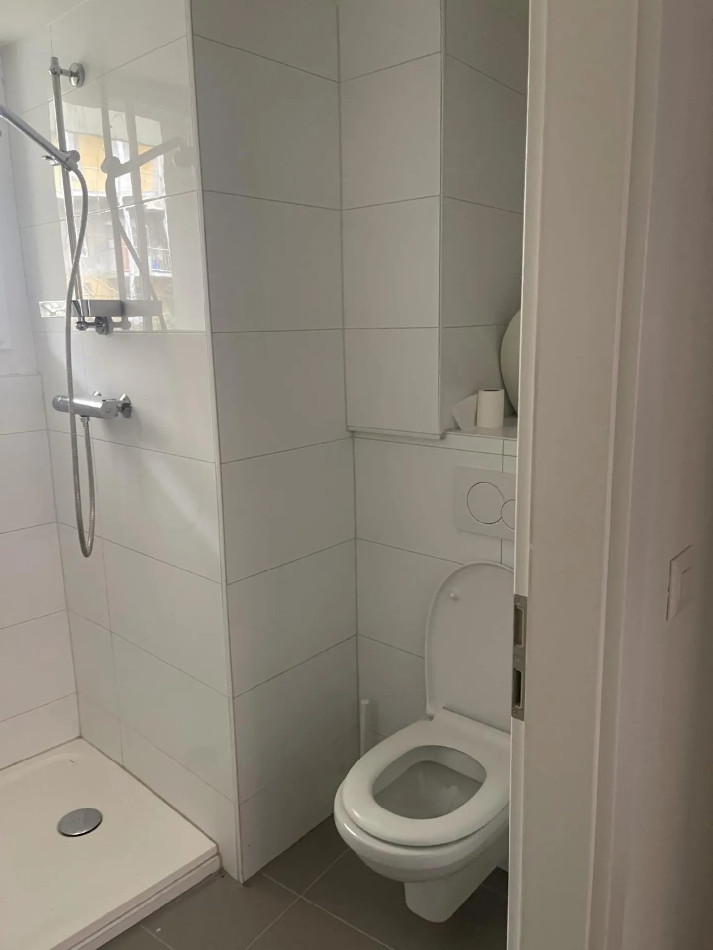 Neu in Moudon - Gewerbefläche zur Miete - Foto 7 von 8