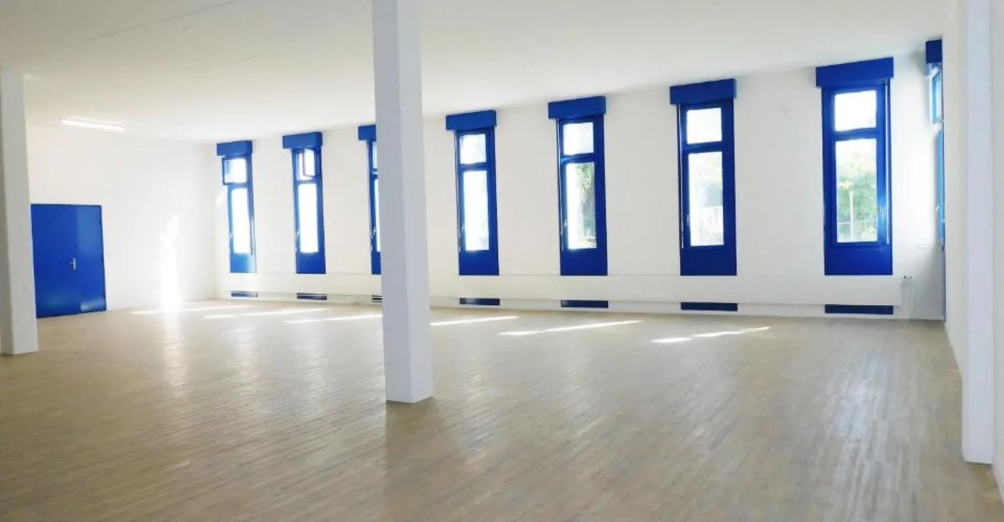 You have the idea, we have the suitable premises! - Photo 3 of 5