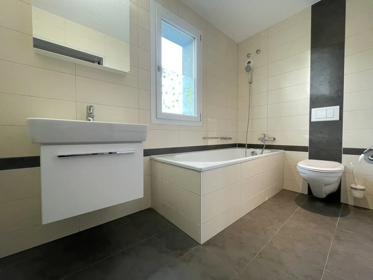 Freibourg - Appartement spacieux de 3,5 pièces au 4ème étage - Photo 8 sur 10