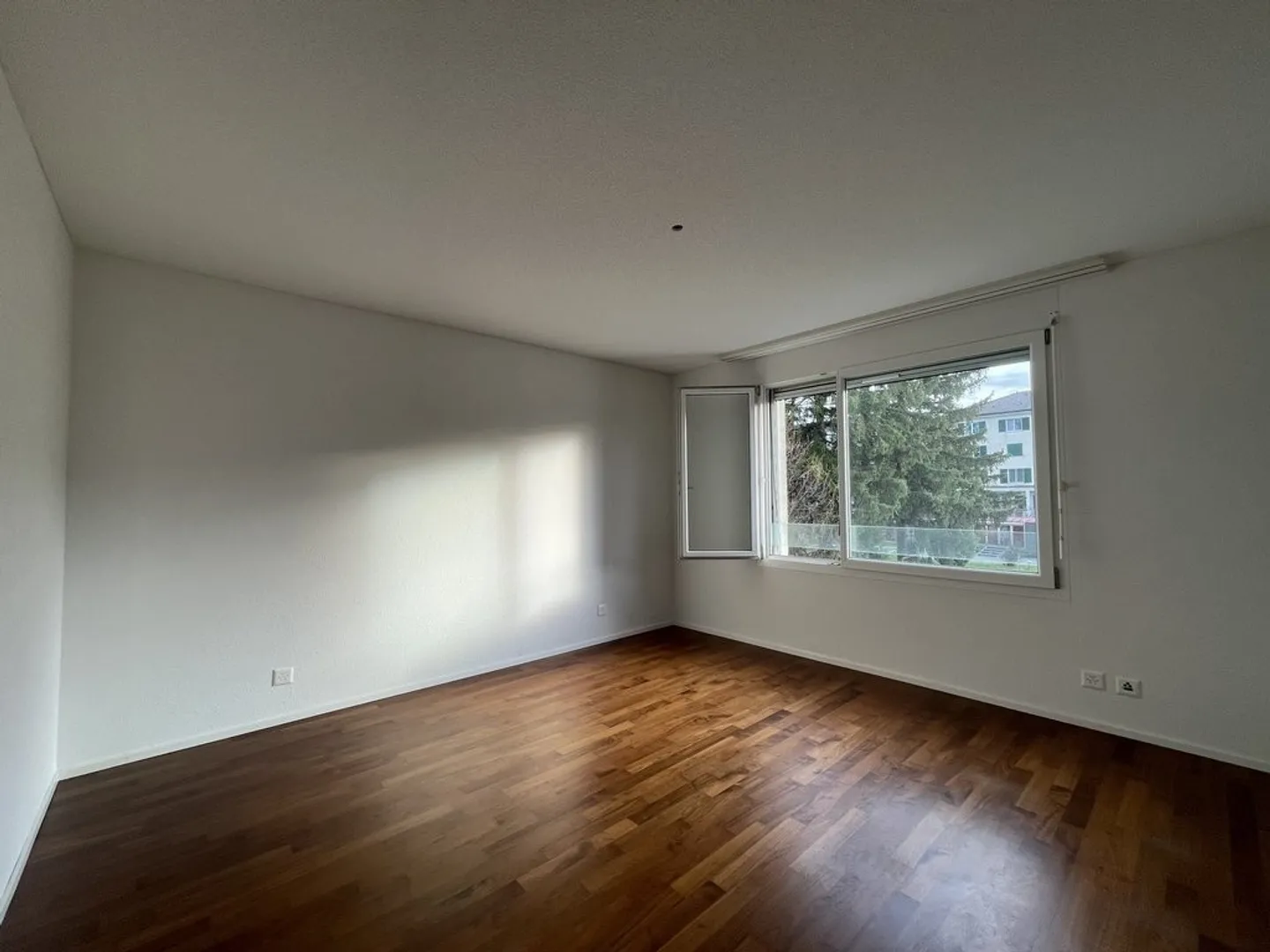 Freibourg - Appartement spacieux de 3,5 pièces au 4ème étage - Photo 9 sur 10