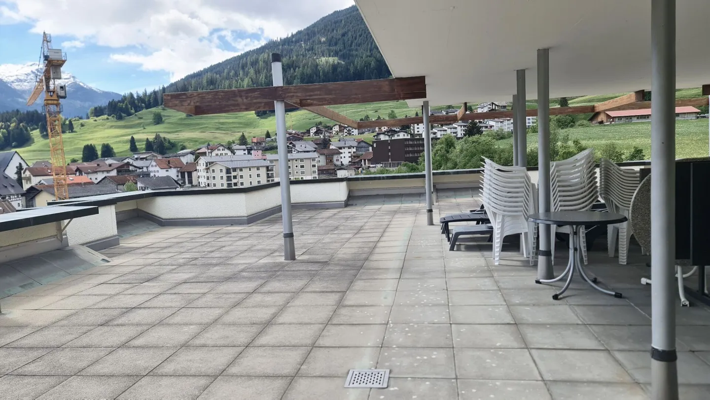 Renovated 2.5-room apartment in Tga Clo - Photo 7 of 9