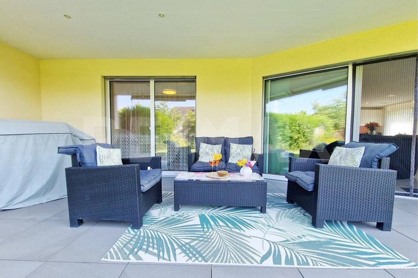 Elevated 4.5-Room Garden Apartment in Minergie Multi-Family House - Photo 11 of 13