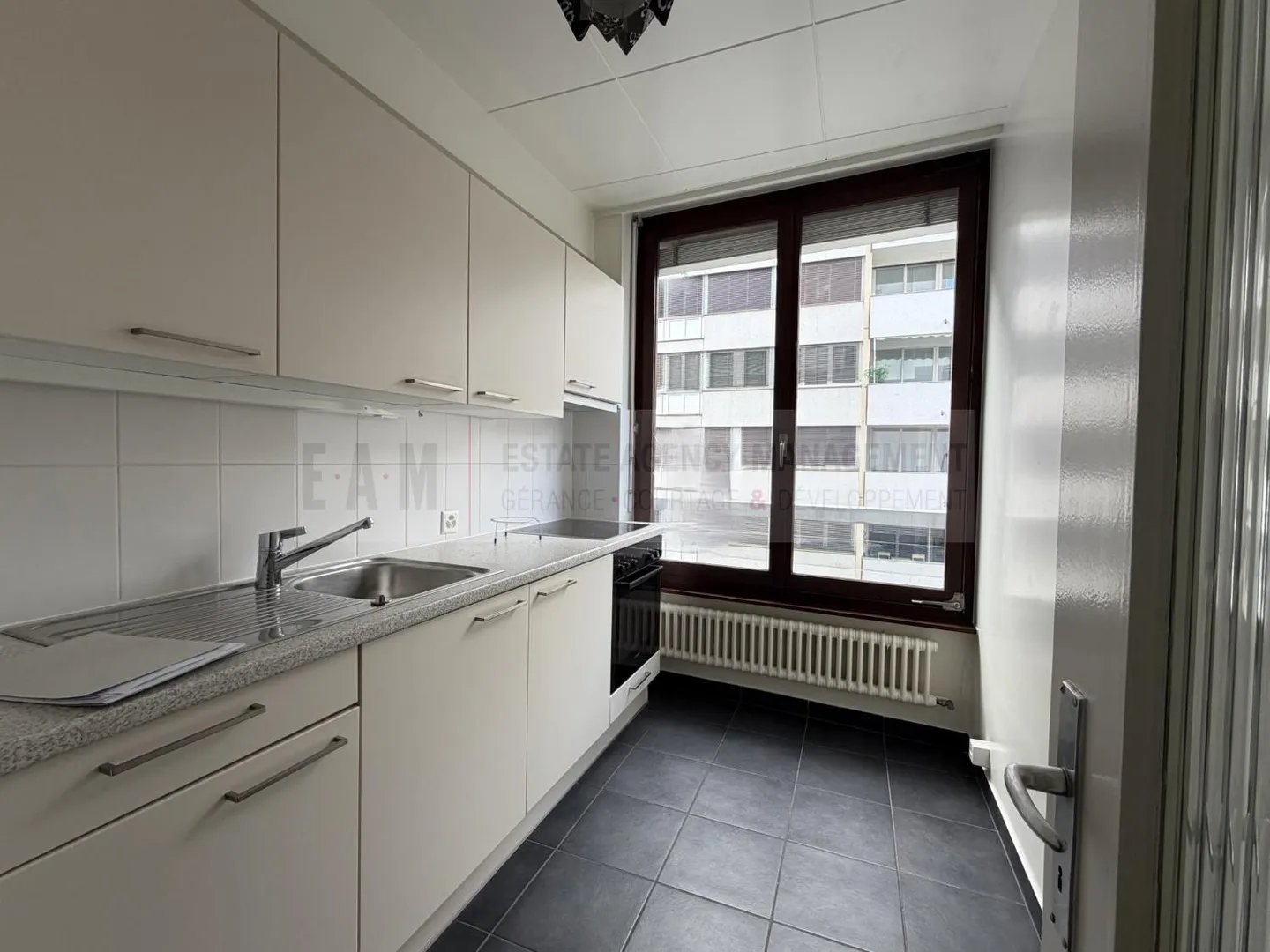 Charming 3P Apartment in Champel - Photo 3 of 4