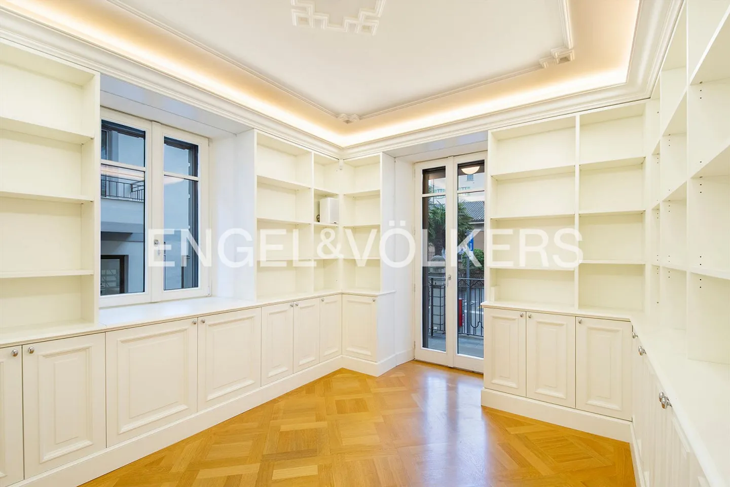 Edificio rappresentativo ristrutturato nel centro di Lugano - Foto 3 di 5