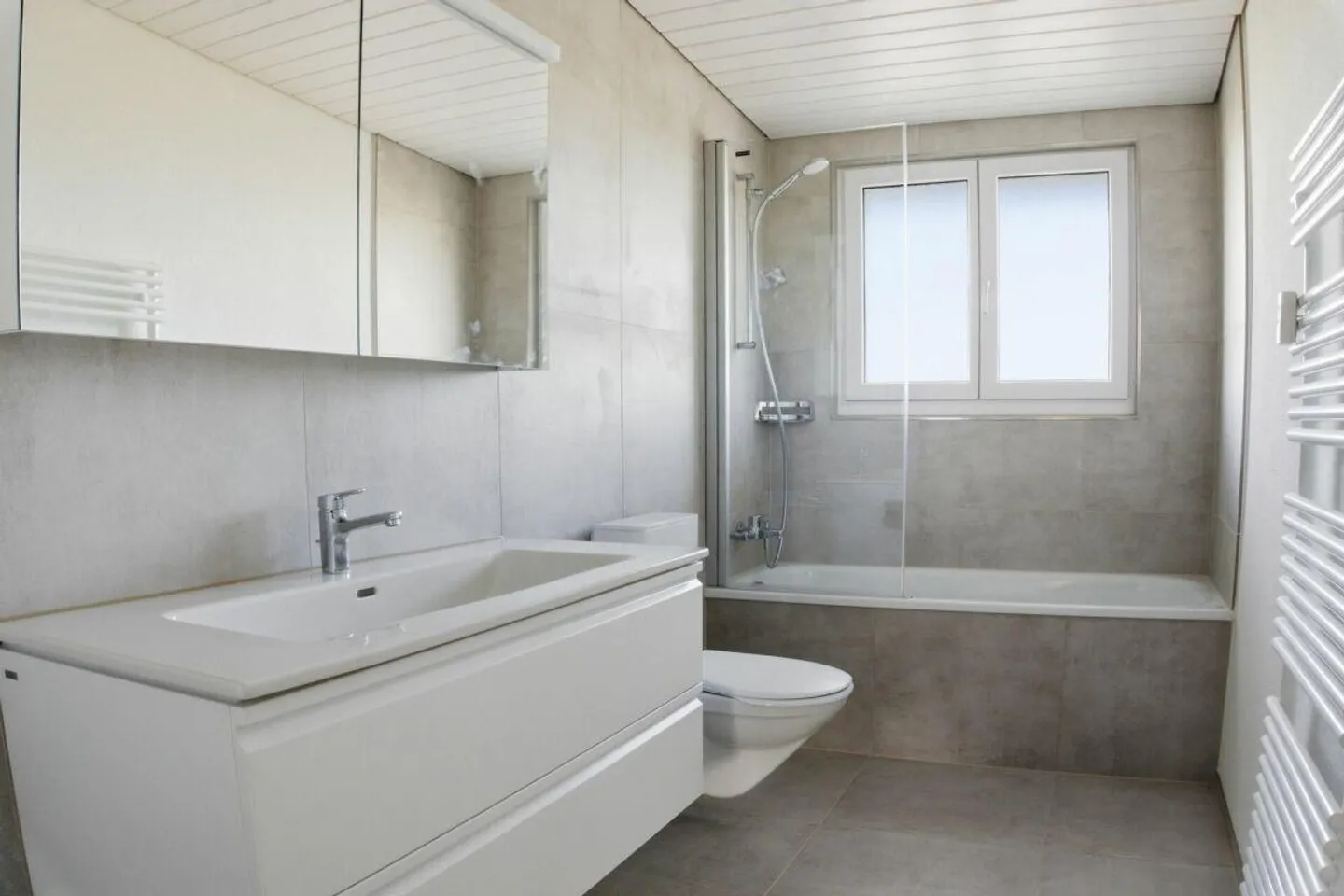 Grosszügige 4.5-Zimmer-Wohnung mit Cheminée in Busswil TG - Wohnen mit Charme und Komfort - Foto 9 von 10