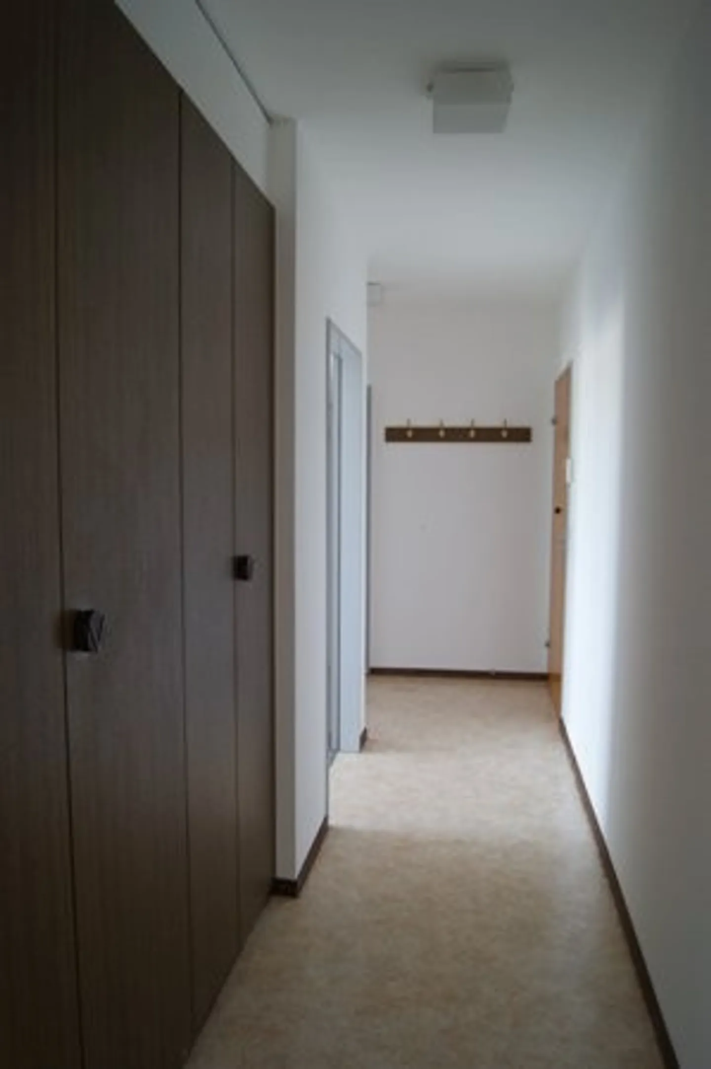 Studio on the 6th floor in the Jura district - Photo 2 of 5