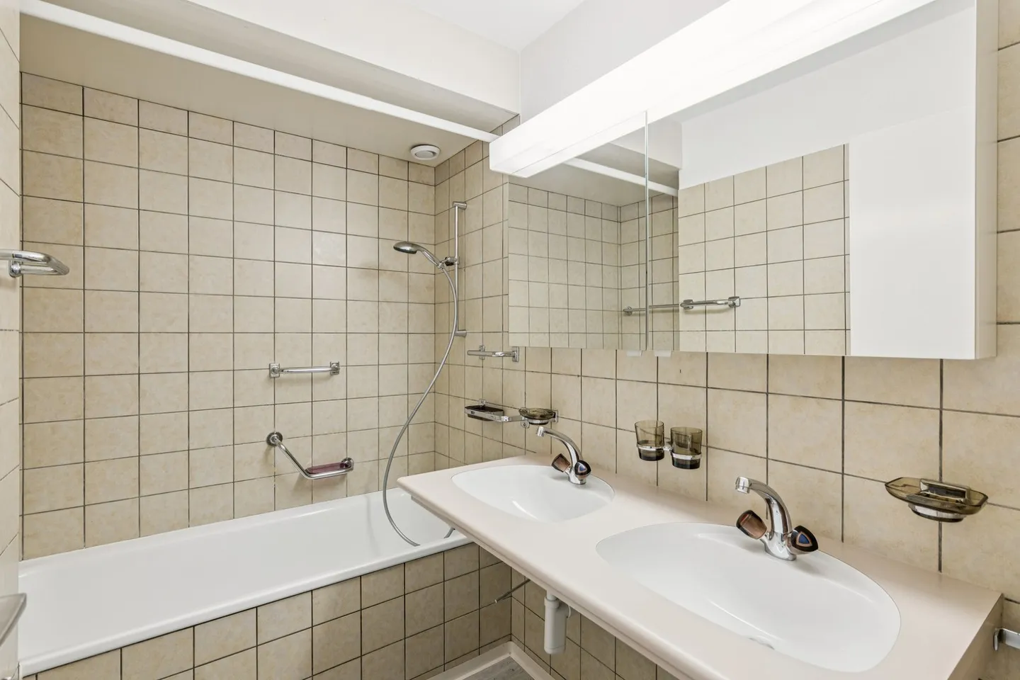 Superbe appartement en duplex spacieux dans un endroit calme ! - Photo 6 sur 8