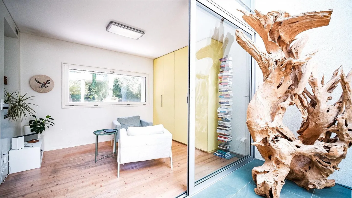 Light-Filled Designer House in Allschwil - Photo 10 of 13