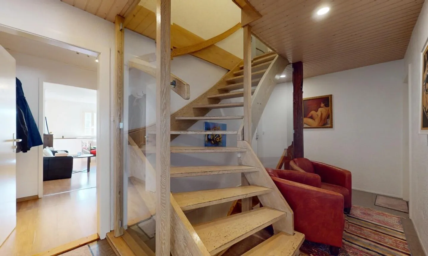 Mixed-use building for sale - Photo 11 of 13