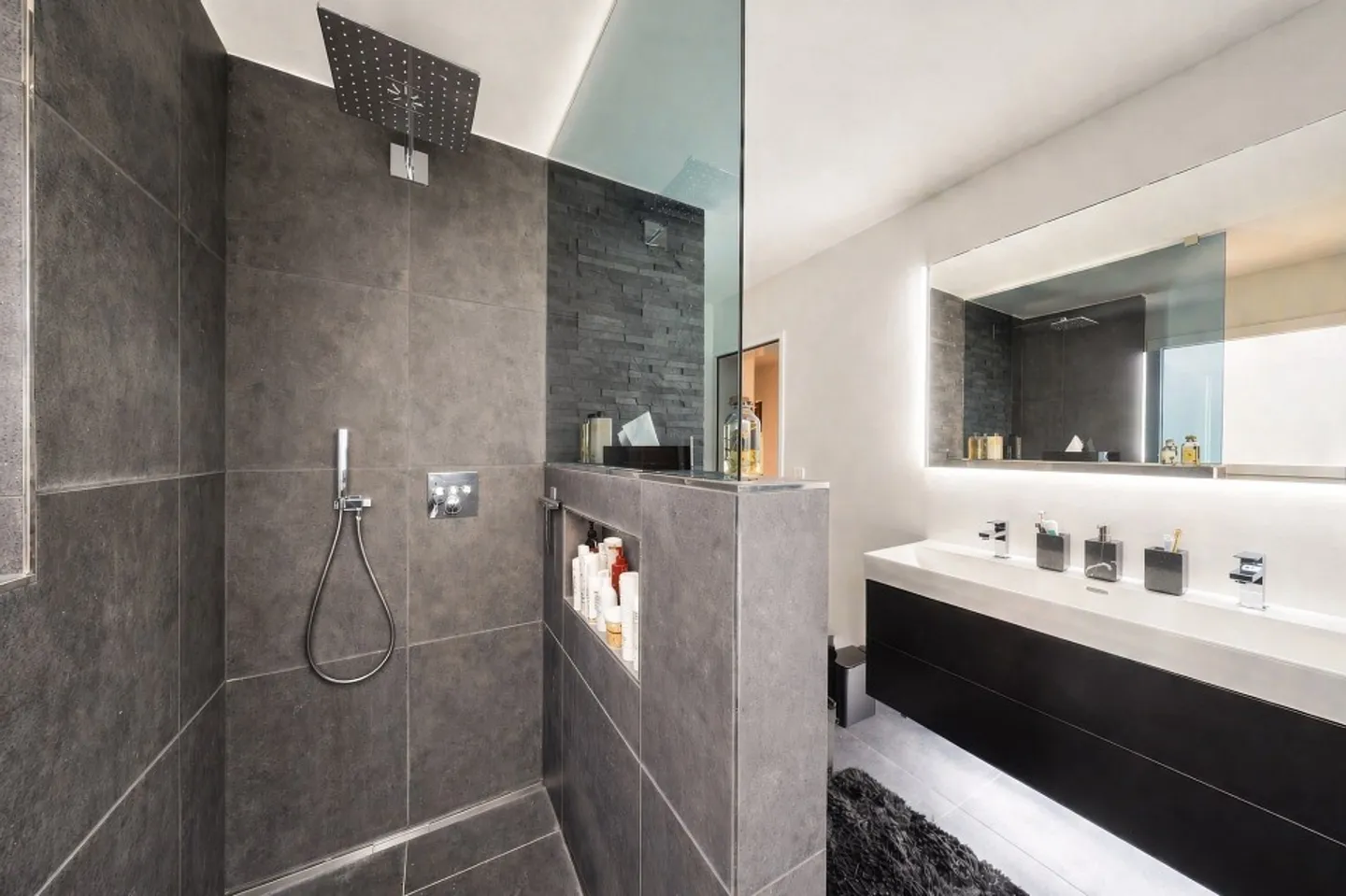 Modern, gepflegt, überzeugend | 5.5+ Zimmer Haus | Wohnen auf hohem Niveau - Photo 6 sur 13