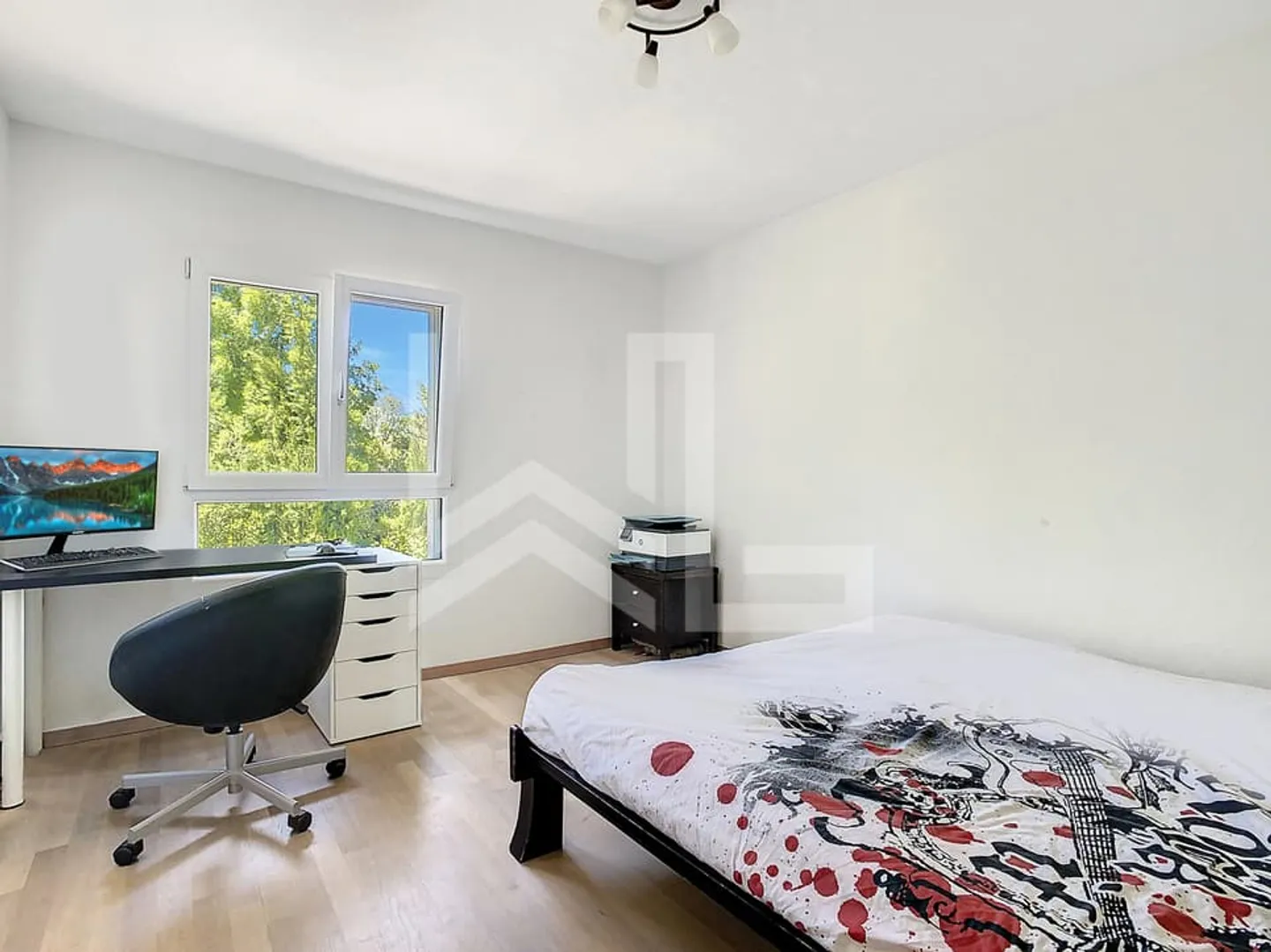 Villa con 5 Camere Vicino alle Scuole Internazionali - Foto 9 di 10