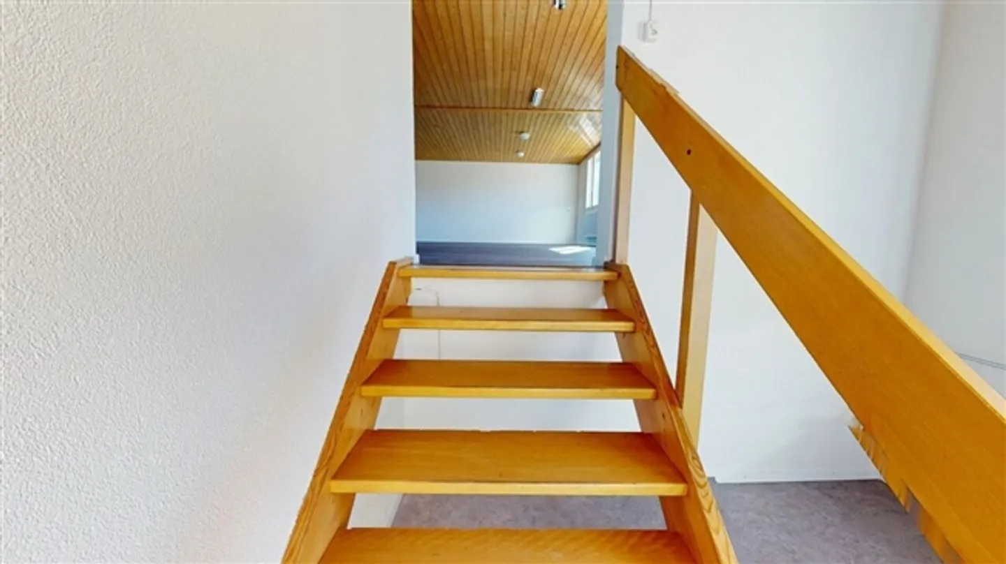 «100m2 Bürofläche/Werkstatt mit bestem ÖV-Anschluss zu vermieten» - Foto 9 von 12