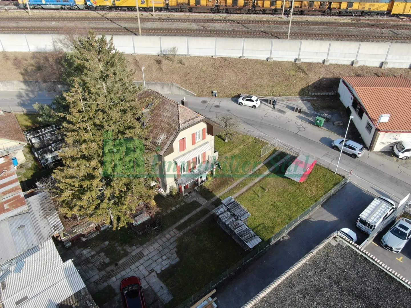 Familienhaus mit Ausbaupotential - Foto 3 von 6