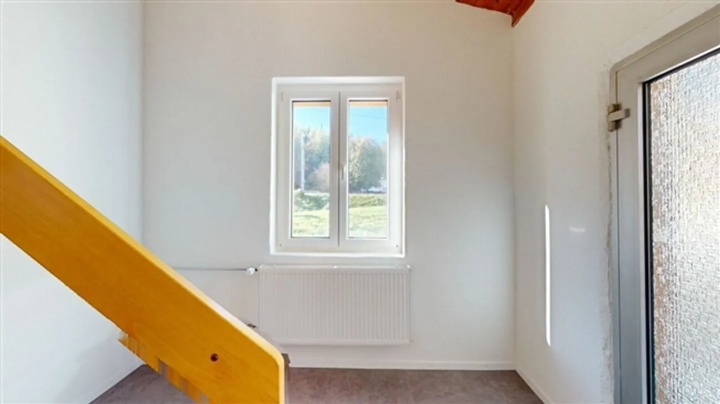 «100m2 Bürofläche/Werkstatt mit bestem ÖV-Anschluss zu vermieten» - Foto 10 von 12