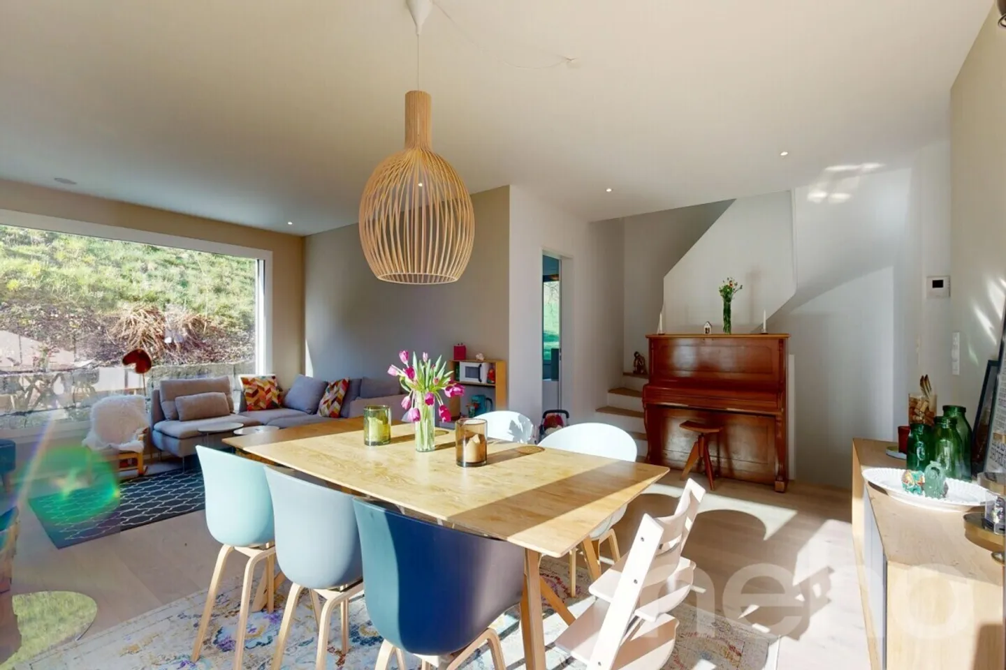 Maison individuelle avec espace bien-être, jardin et aménagement de haute qualité - Photo 2 sur 12
