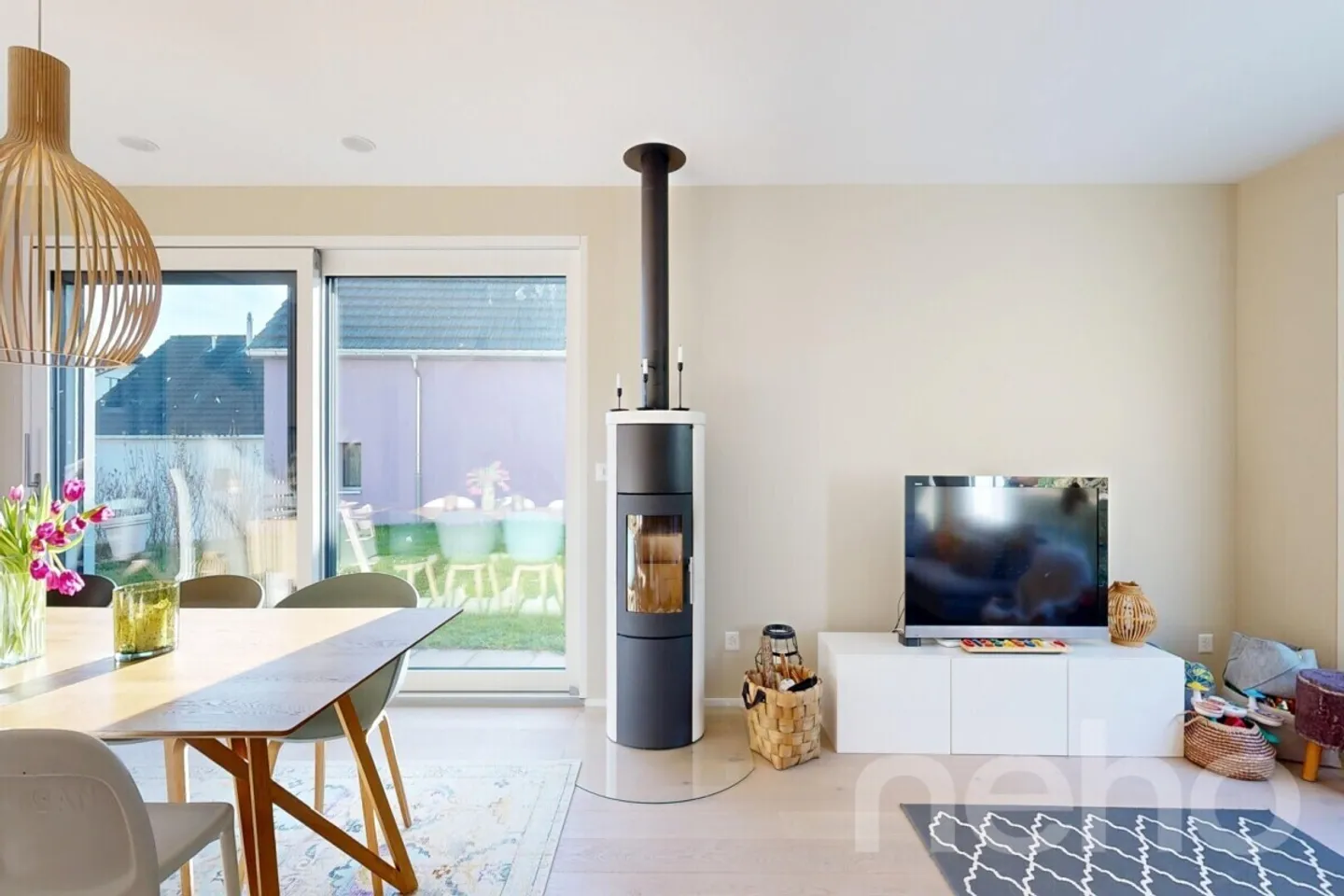 Maison individuelle avec espace bien-être, jardin et aménagement de haute qualité - Photo 4 sur 12