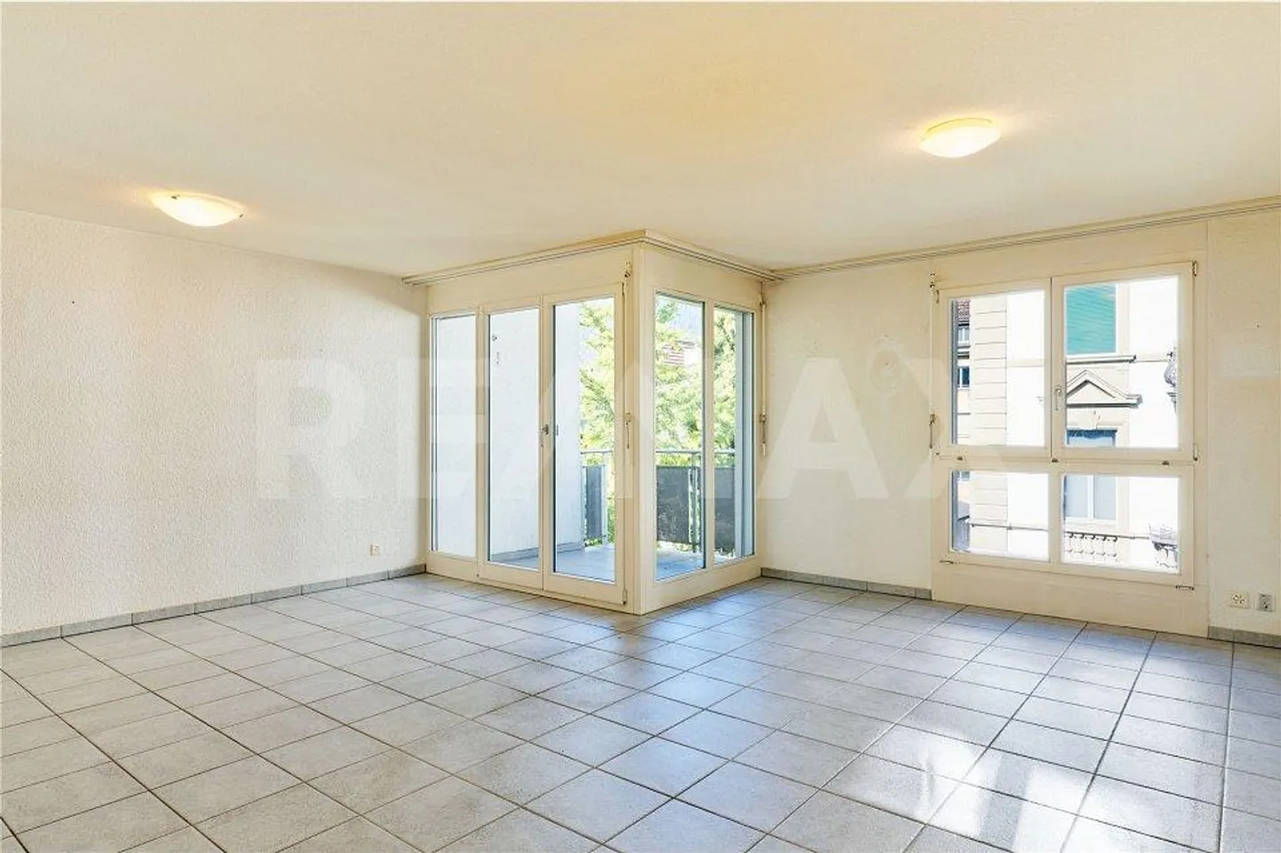 Appartement 3.5 pièces au cœur d'Interlaken - central et polyvalent - Photo 3 sur 12