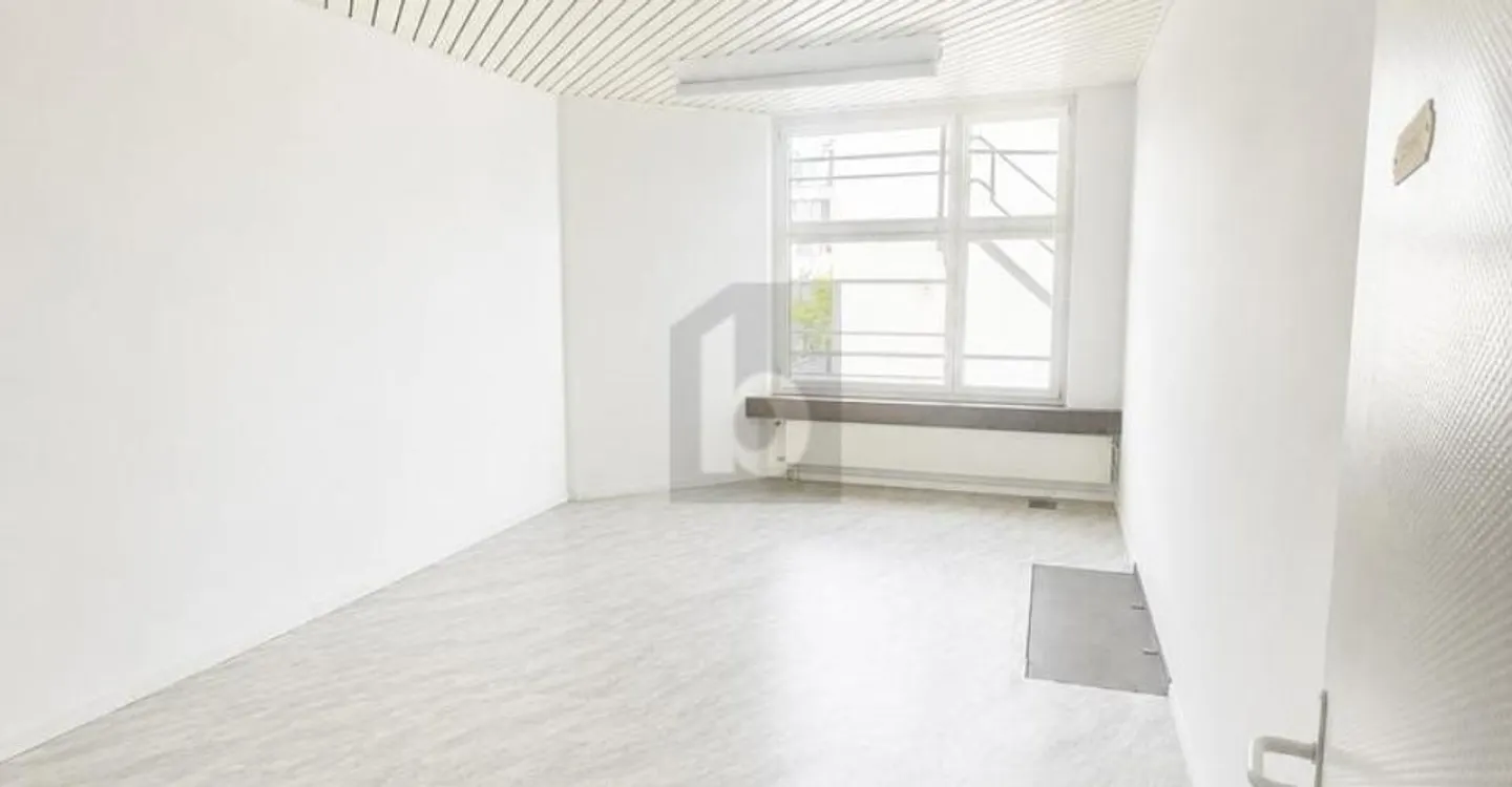 Vielseitige Büroräume in Dietikon - Foto 4 von 6