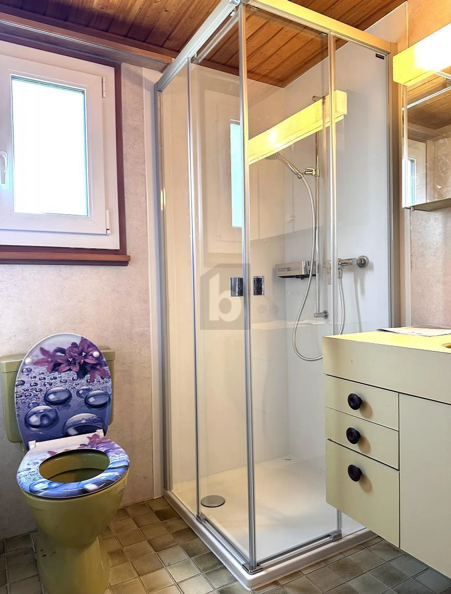 DANS UN ENDROIT CALME POUR LES CONNAISSEURS - Photo 4 sur 6