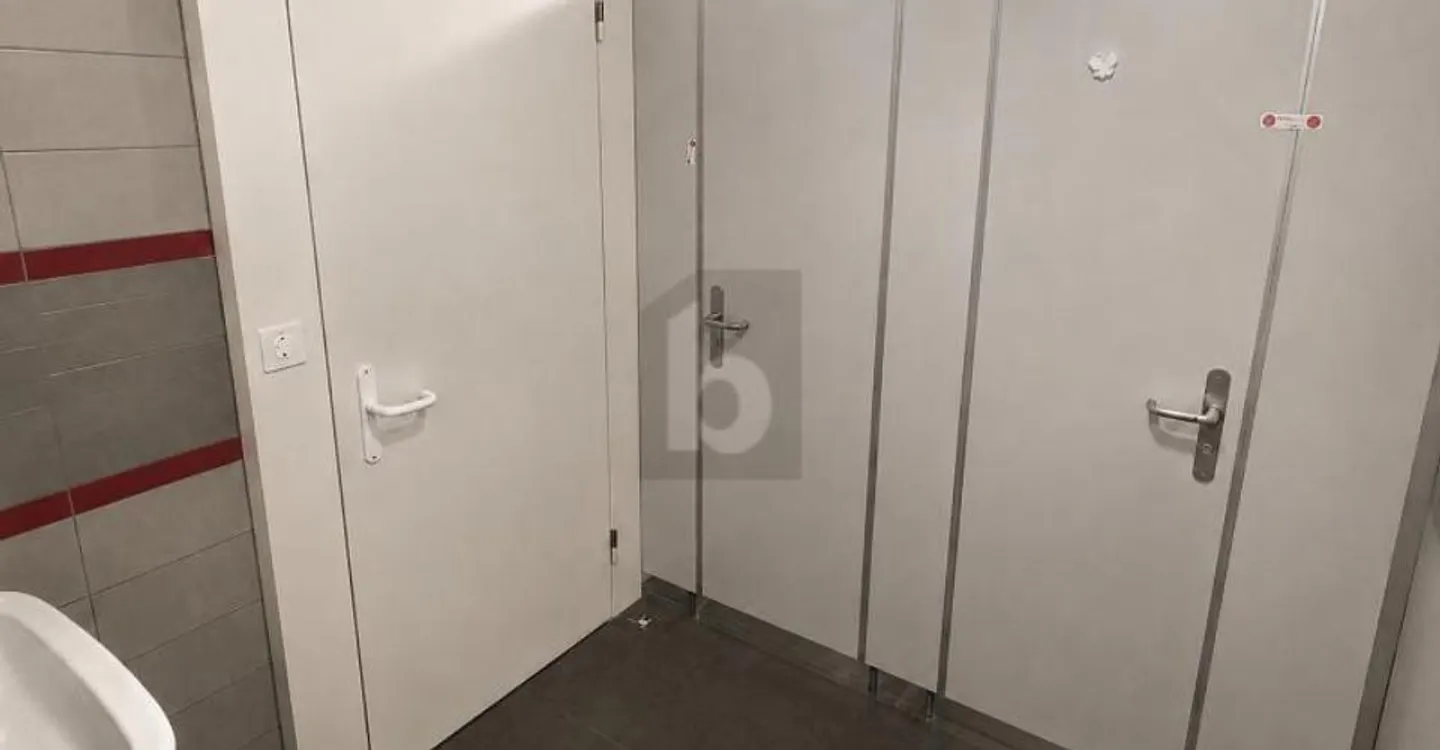 Vielseitige Büroräume in Dietikon - Foto 5 von 6