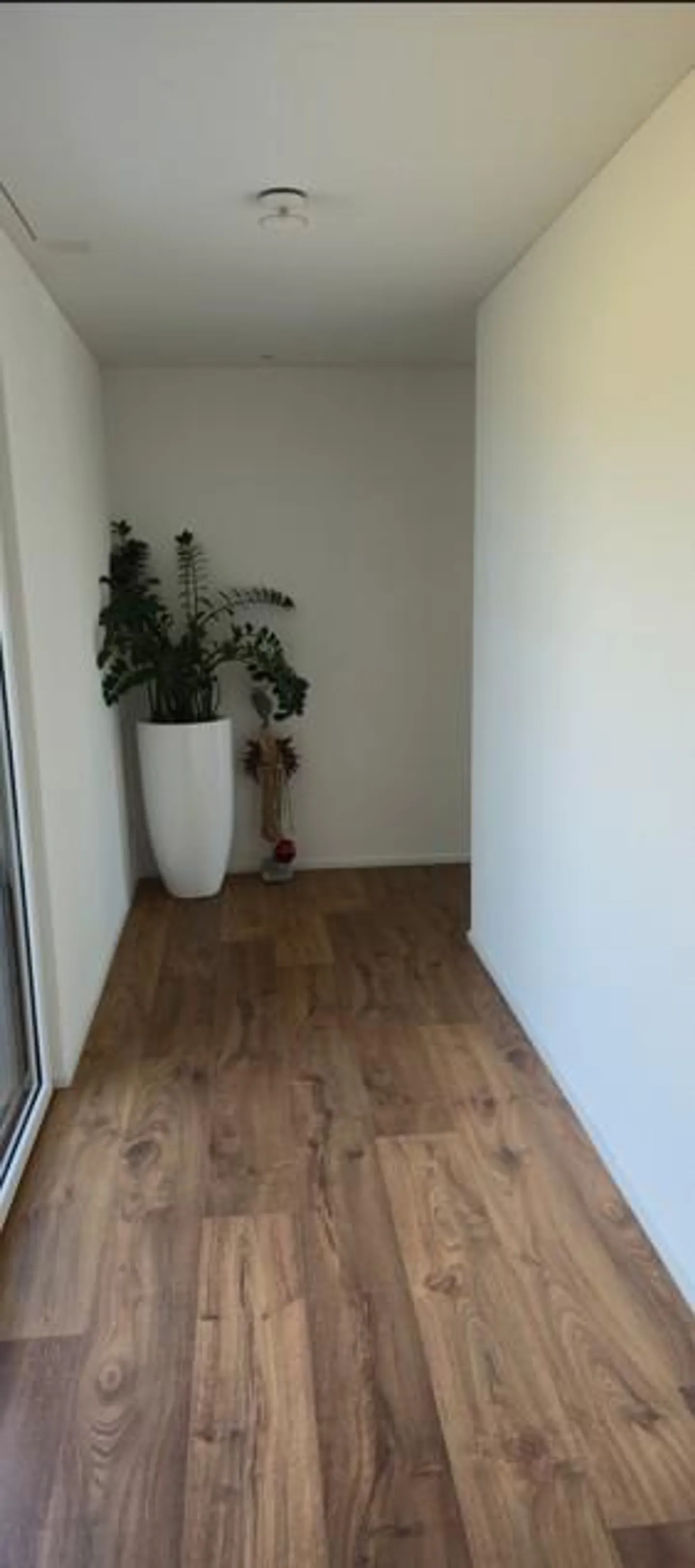 Appartement penthouse de 3,5 pièces à louer - Photo 9 sur 11