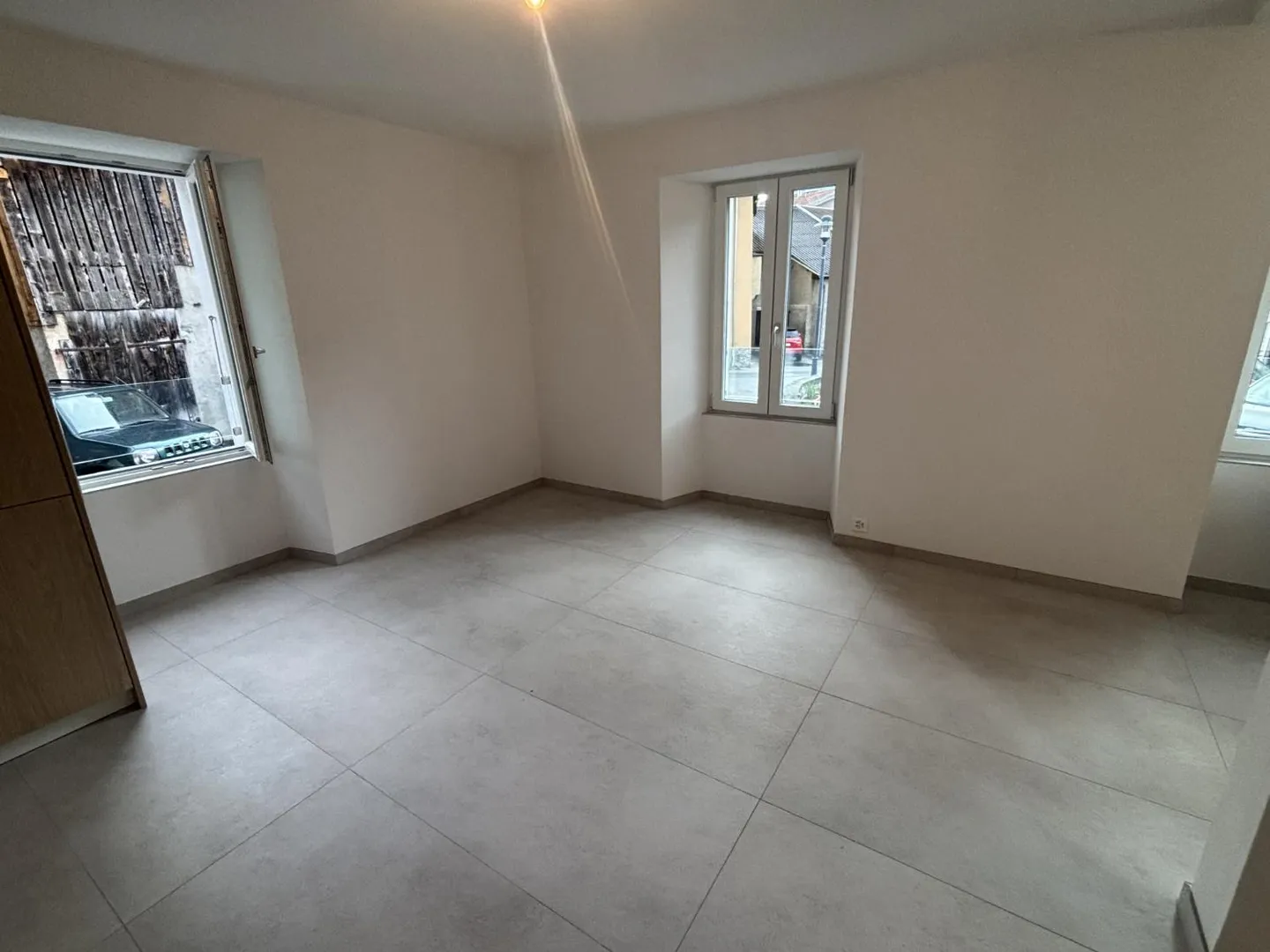 2.5 Room Apartment - Photo 3 of 7