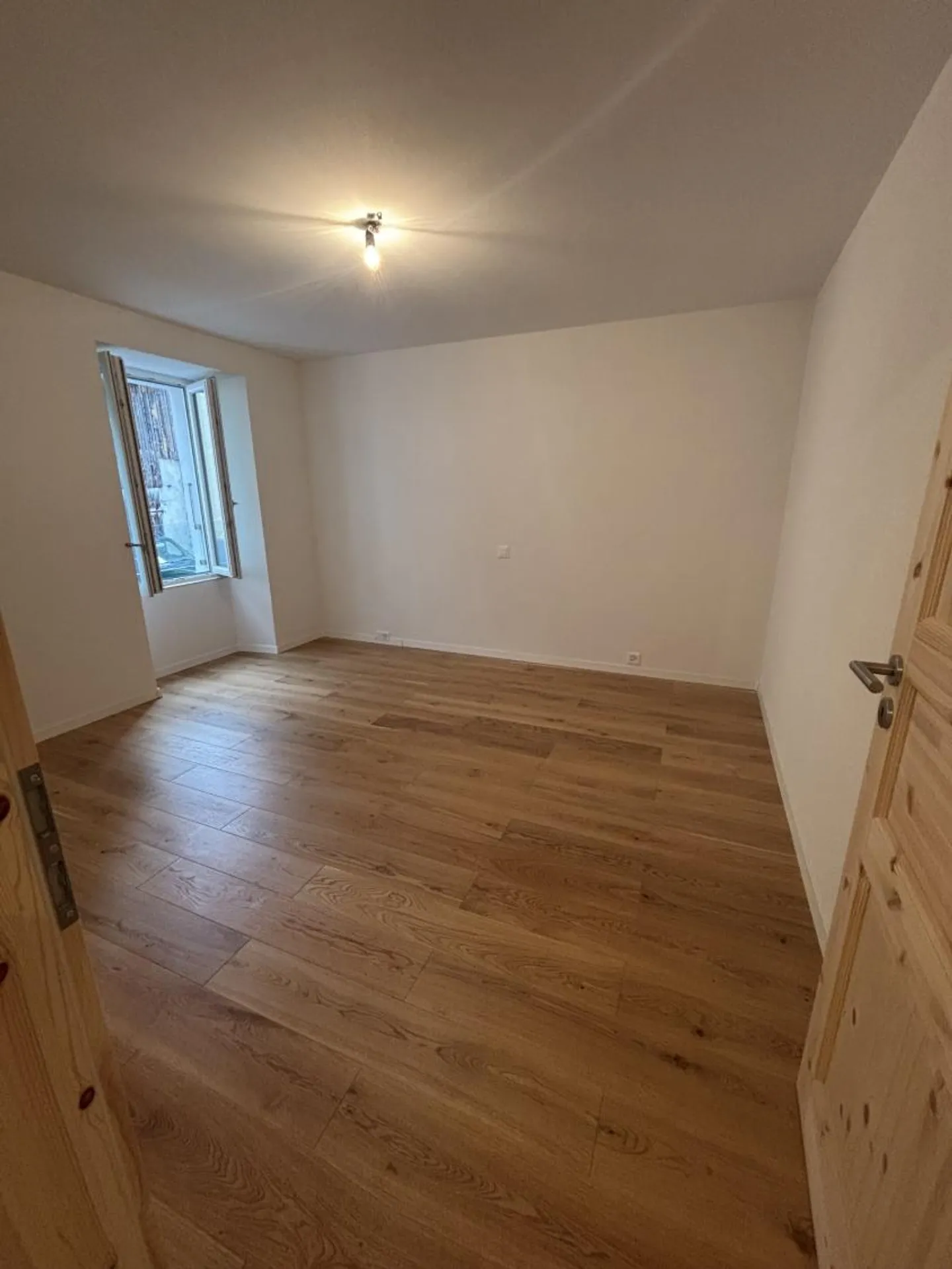 2.5 Room Apartment - Photo 4 of 7