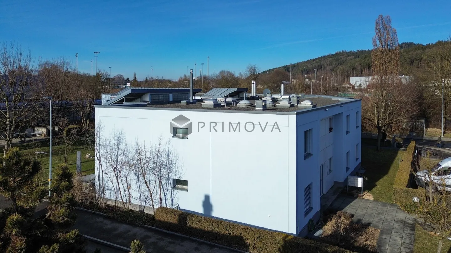 Charmante appartement sous les combles de 4,5 pièces dans un emplacement de premier choix à Gümligen - Photo 9 sur 10