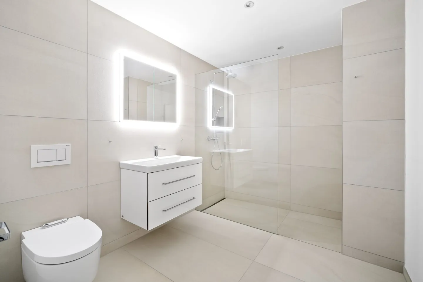 Modern 2.5-Room Apartment on the Raised Ground Floor - Stylish Living in Zurich - Photo 3 of 8