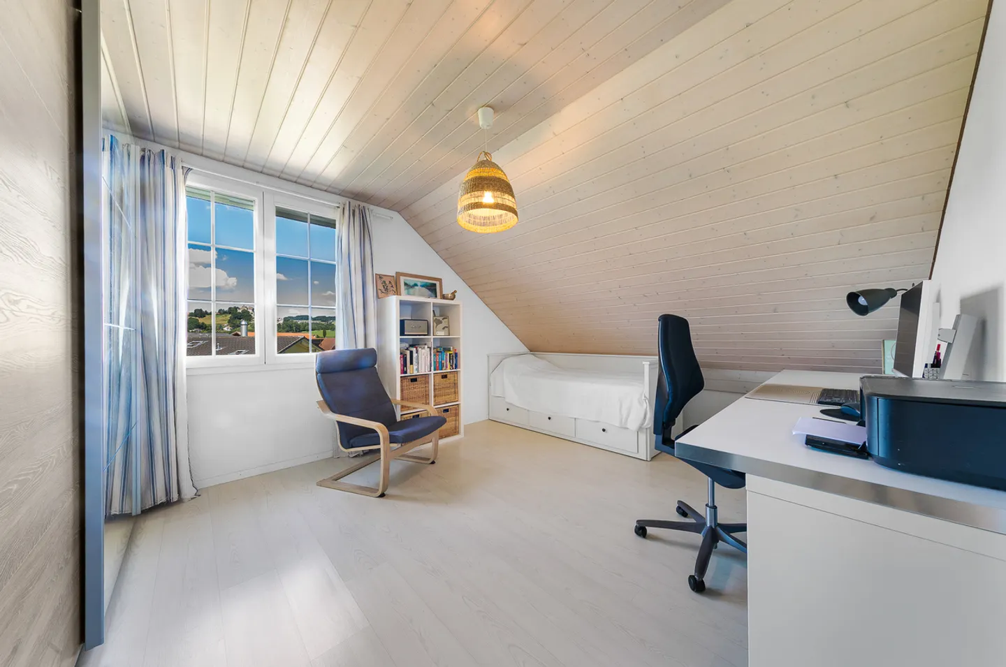 Exklusivität - Ruhig - Renoviert - Nahe den Annehmlichkeiten - Foto 9 von 13