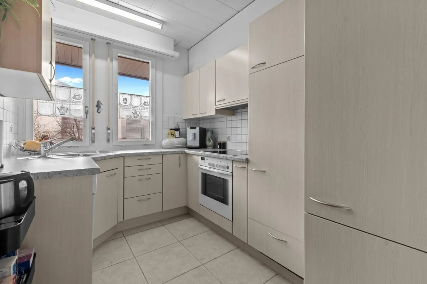 Maison individuelle détachée dans un quartier résidentiel calme - Photo 3 sur 23