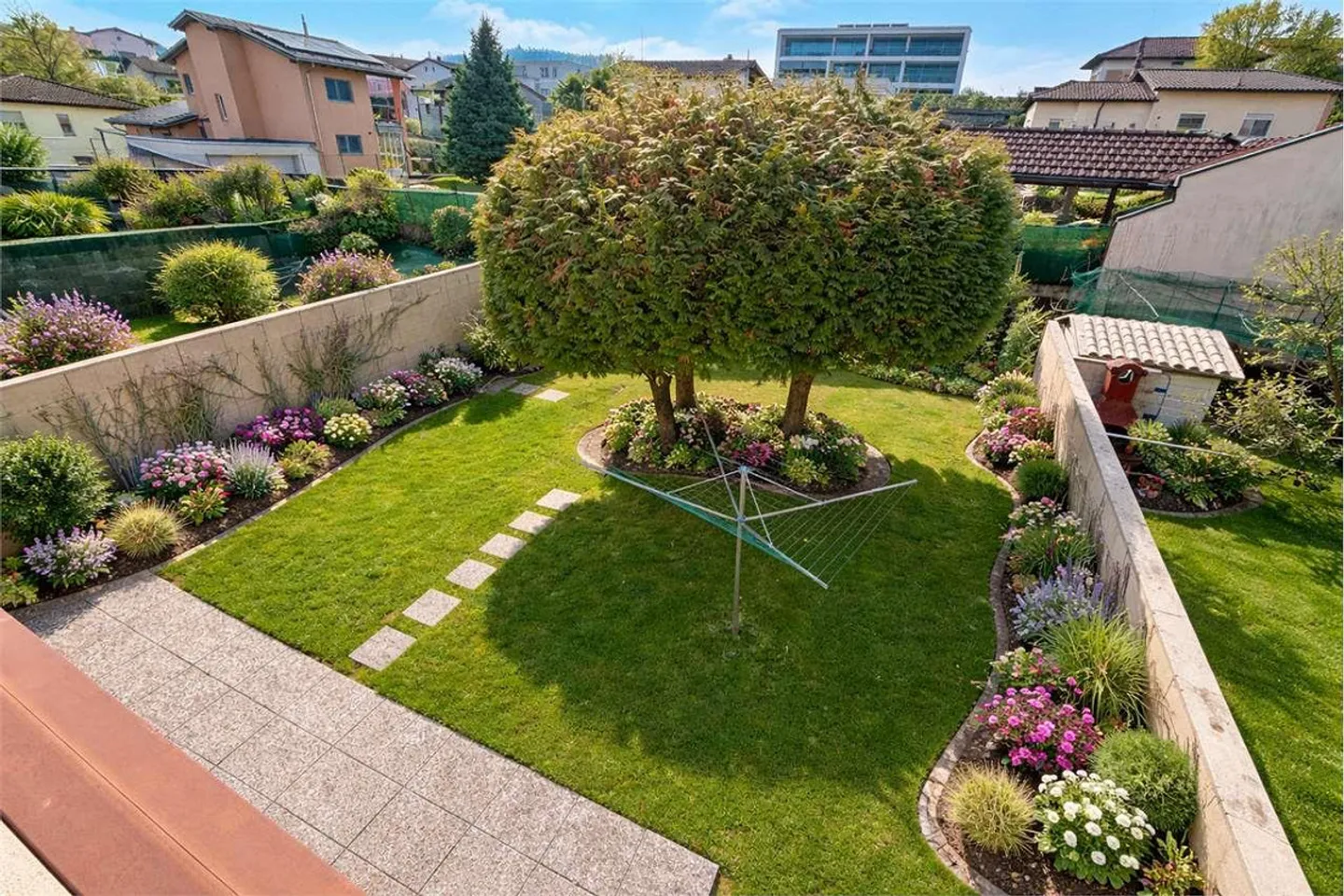 Helles Reihenhaus mit Garten - Foto 13 von 13