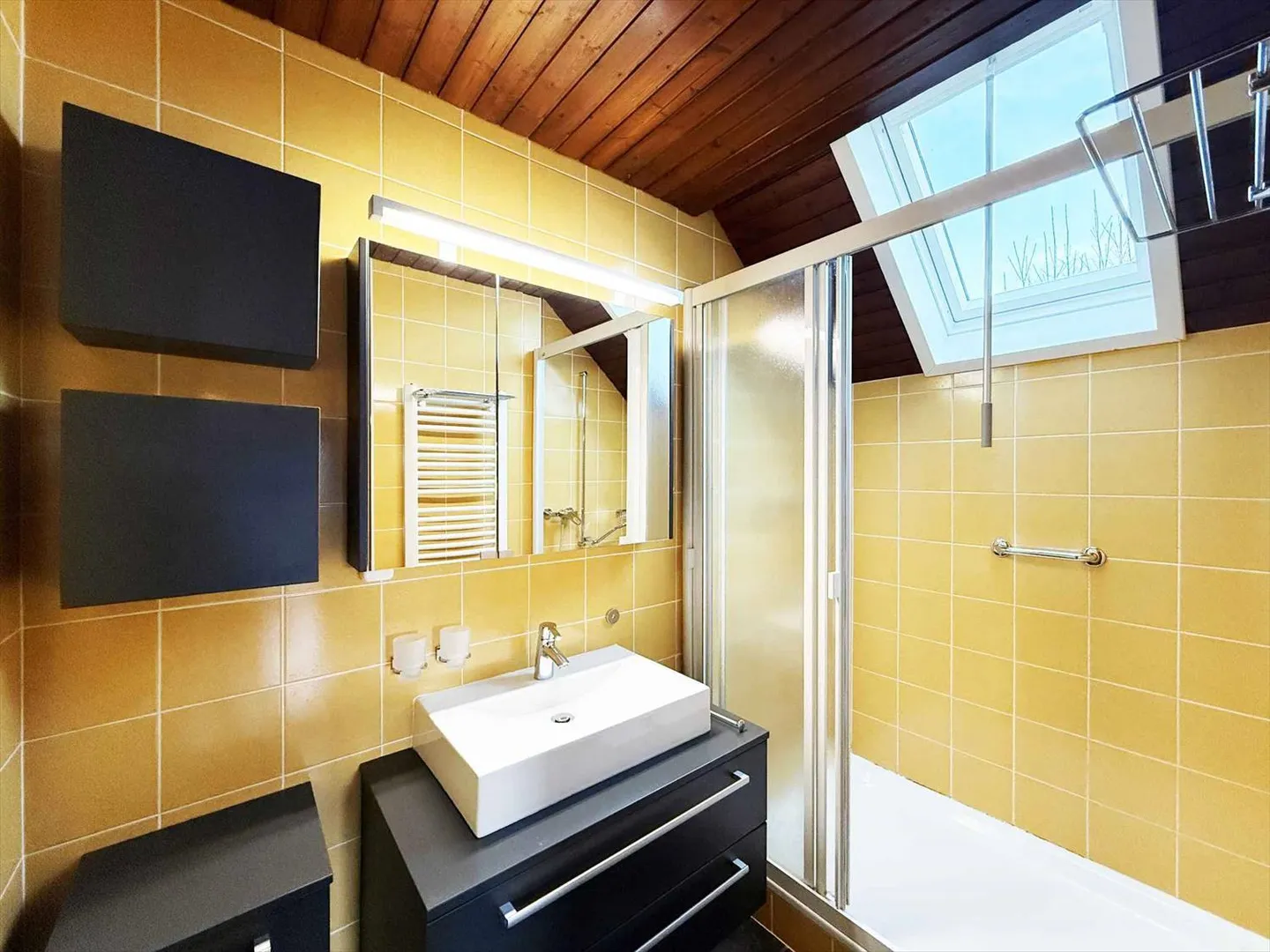 Semi-Detached House 4.5 Rooms - Photo 7 of 9