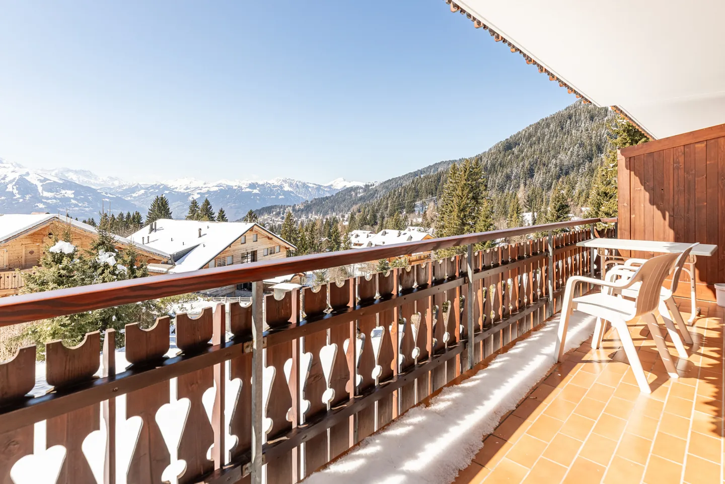 Appartement Charmant avec Vue Alpestre - Photo 10 sur 13