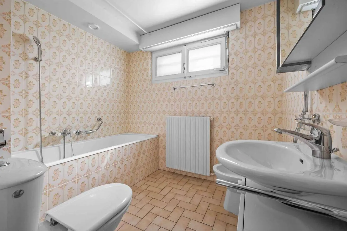 Rare in Pully: 4.5-room apartment with terrace and tree-lined garden - Photo 8 of 9