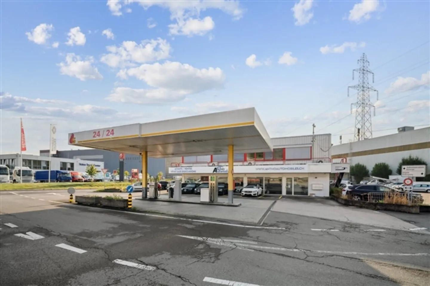 ZI Aclens-Moulin-de-Choc B - Espace d'exposition, bureaux ou locaux de 72m2 - Photo 5 sur 5