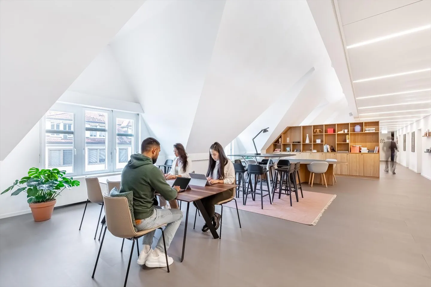 Find office space in Spaces Seefeld for 3 people - everything is taken care of - Photo 9 of 12