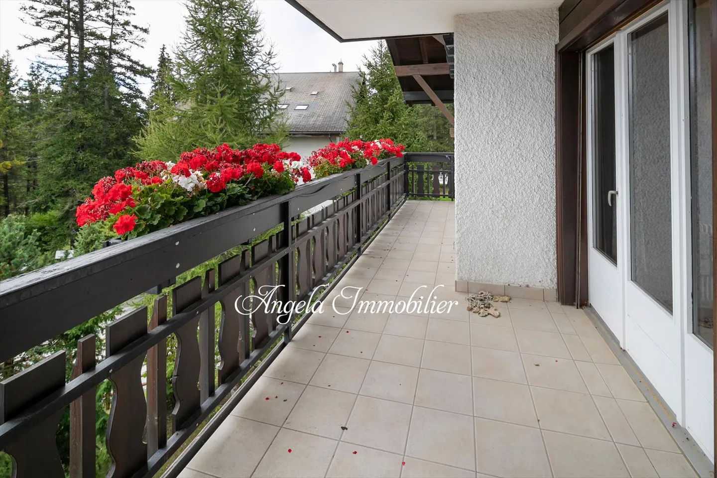 Appartamento 5.5 stanze - Foto 12 di 25