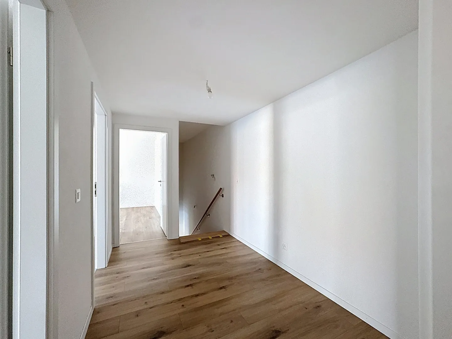 4.5 room duplex apartment with balcony - Photo 12 of 13