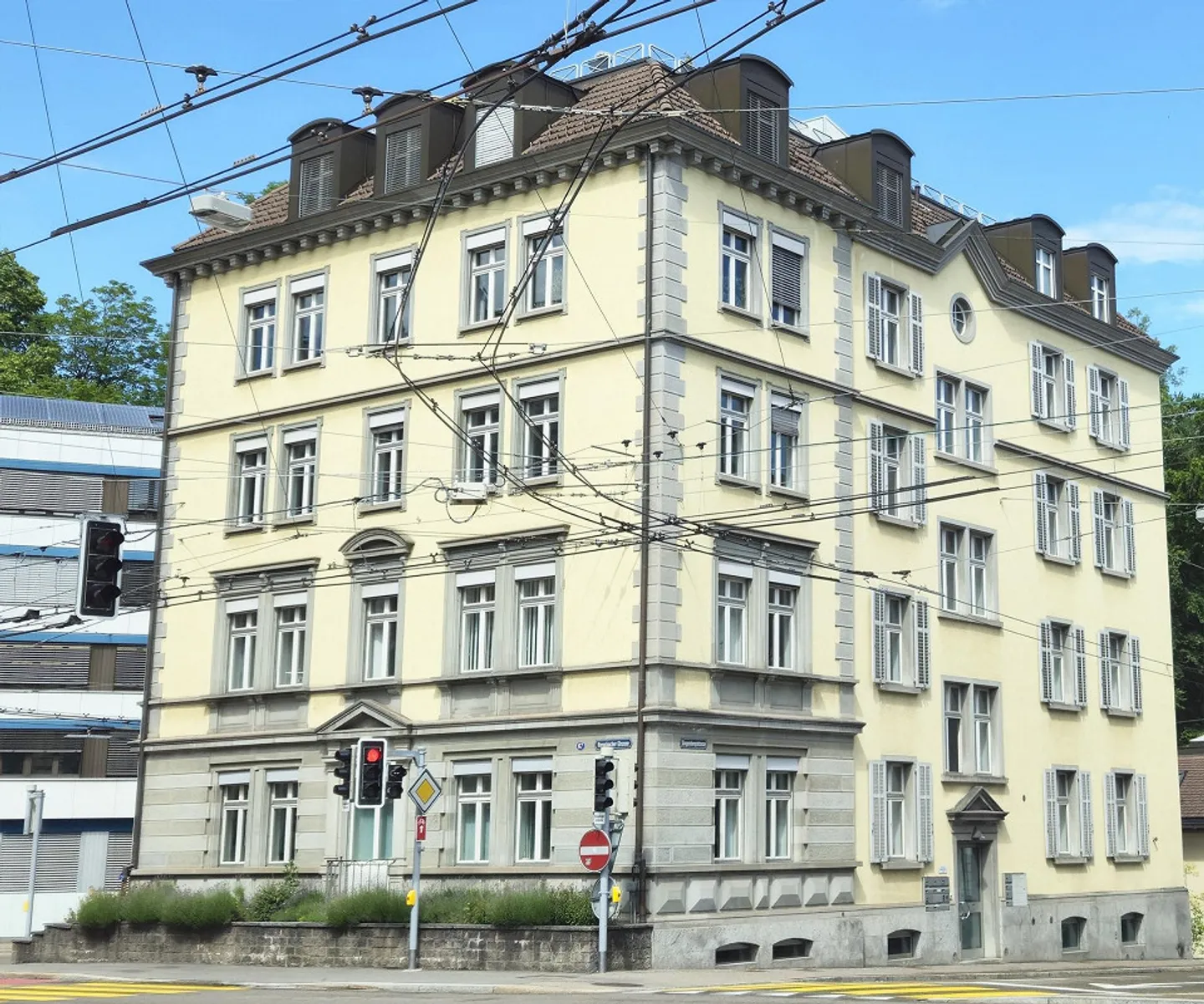 Prima occupazione dopo una ristrutturazione completa - Partecipazione alla fase finale! - Foto 1 di 6