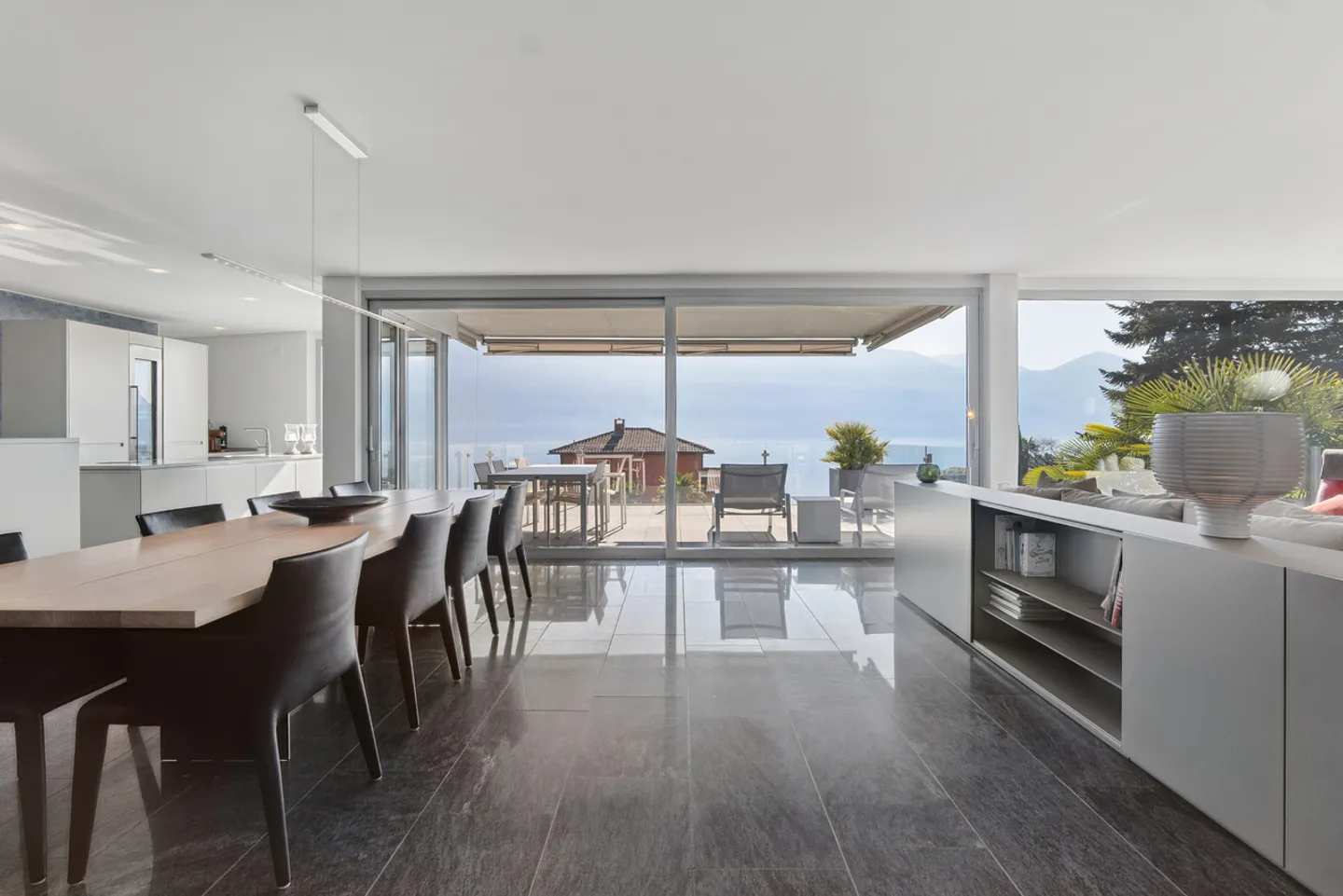 Maisonette in the Swiss village of 2025 - Photo 8 of 17