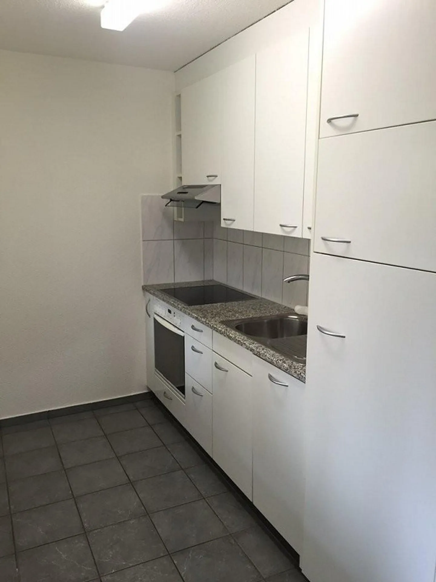 Gemütliche, zentral gelegene Wohnung nahe Shoppi-Tivoli - Photo 2 sur 6